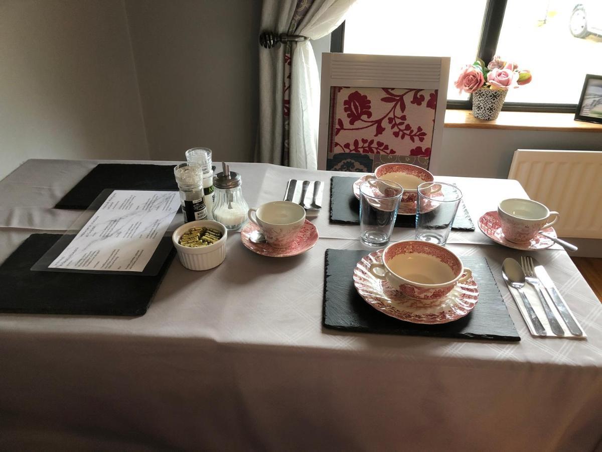 Bed and Breakfast Red Row House Burnfoot Экстерьер фото